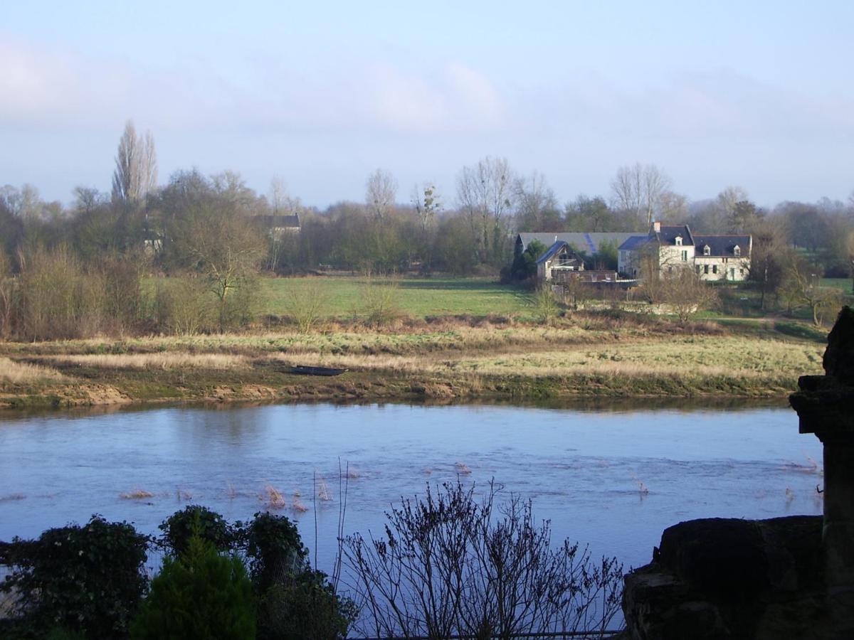 L'Escale Troglo Au Bord De La Loire Villa Souzay-Champigny Eksteriør billede
